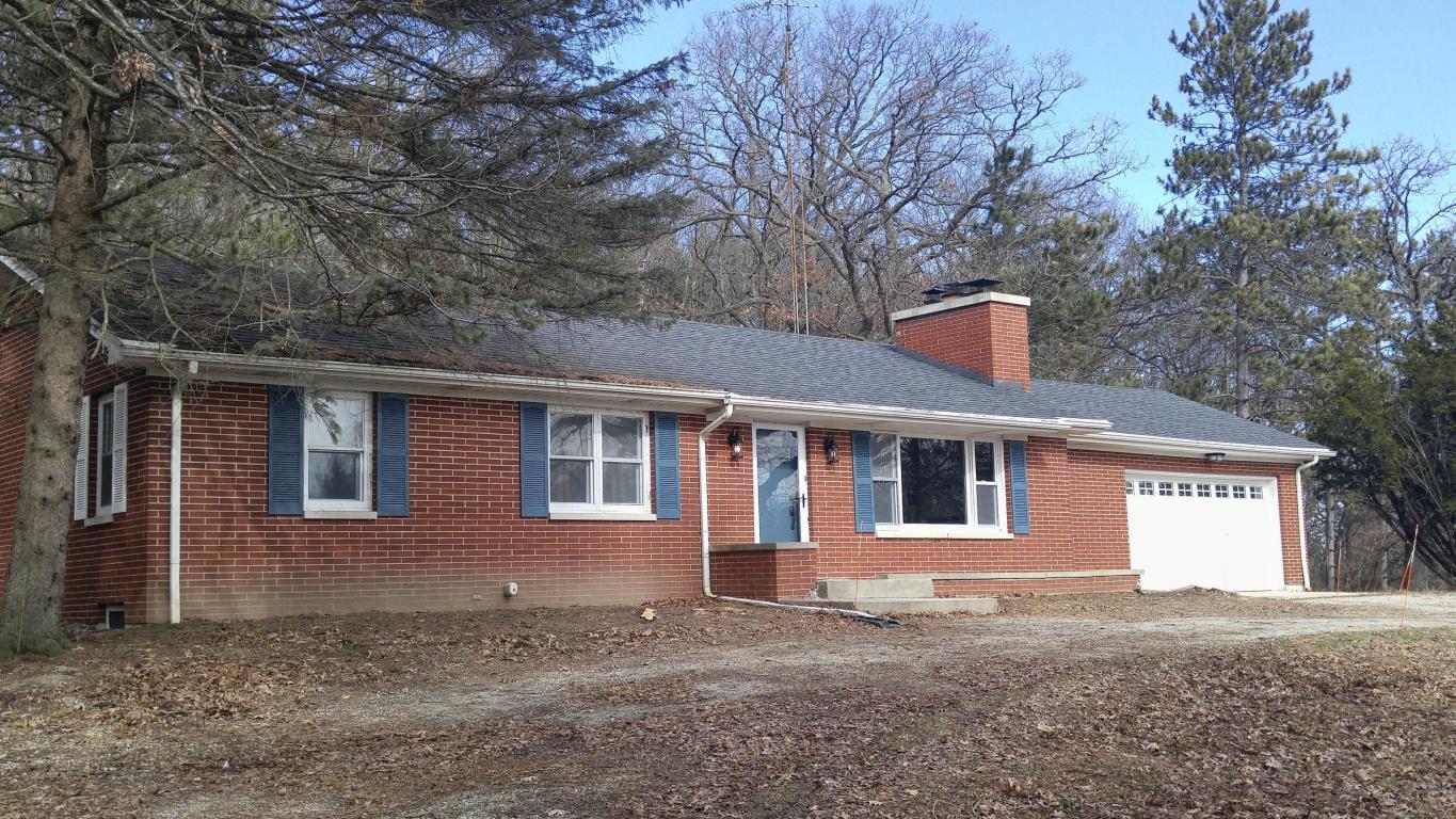 7202 Oak Ln, Lake Geneva, WI 53147 photo 1