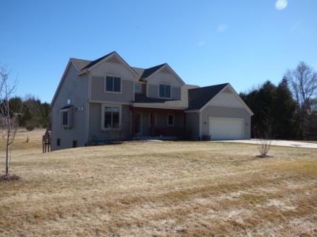 w355s9330 Bennington Dr, Eagle, WI 53119 photo 1