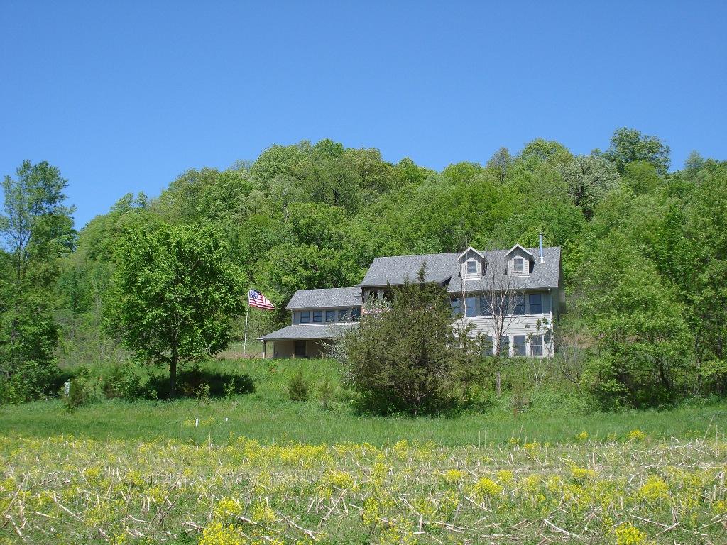 7904 S Church Rd, Kickapoo, WI 54664 photo 1
