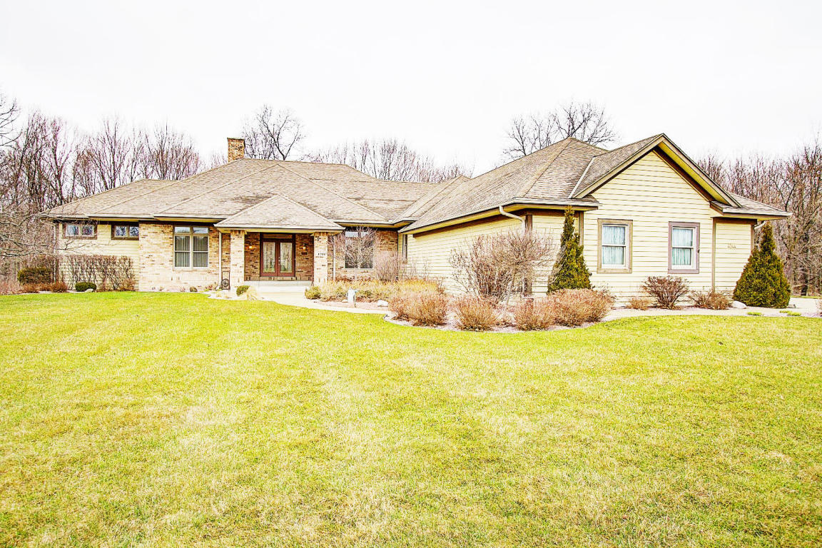 4044 Meadow Vw, Colgate, WI 53017 photo 1