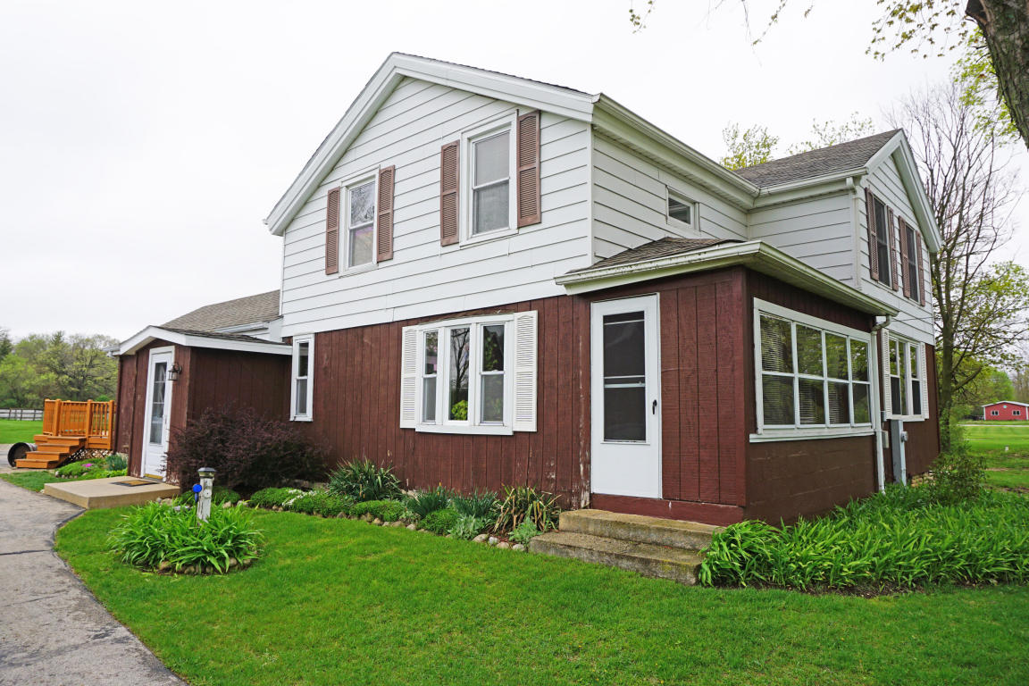 w358s8409 State Rd 59, Eagle, WI 53119 photo 1