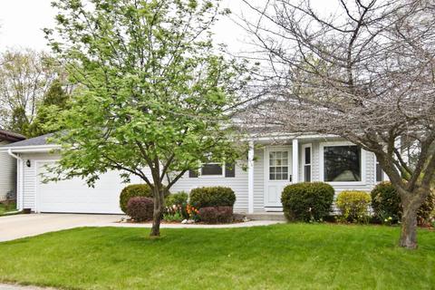 716 Harrison Ct, West Bend, WI 53090 photo 1