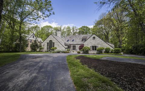 1516 E Dean, Fox Point, WI 53217 photo 1