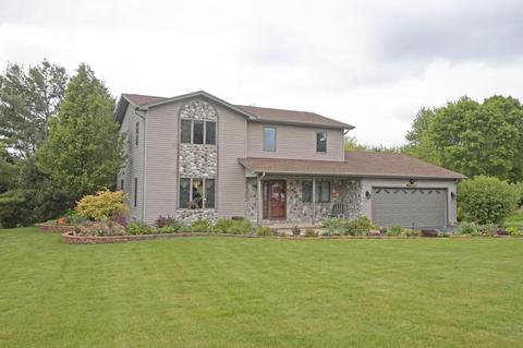 w343n6949 E Cir, Oconomowoc, WI 53066 photo 1