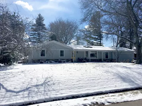 315 E Fox Dl, Fox Point, WI 53217 photo 1