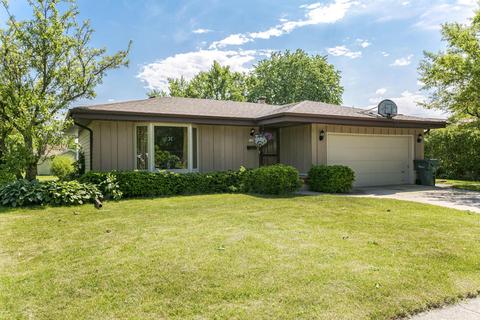 5146 Lynn, Greendale, WI 53129 photo 1