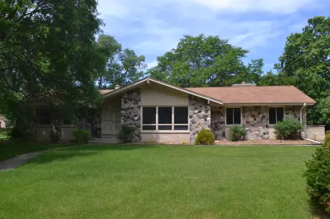 3185 Applegate, Brookfield, WI 53005 photo 1
