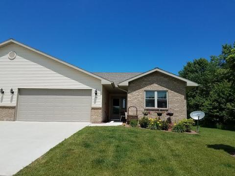 250 Woodridge Pl, Manitowoc, WI 54220 photo 1