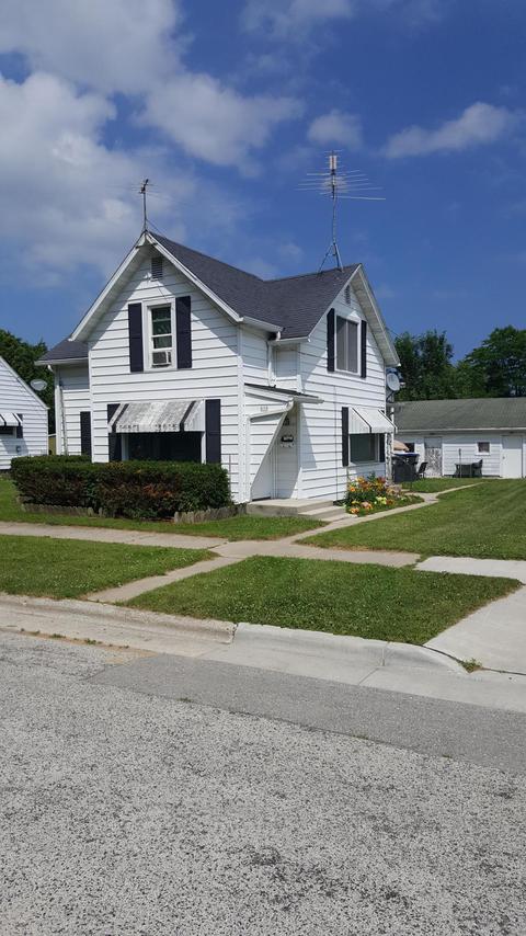 608 Frank, Algoma, WI 54201 photo 1