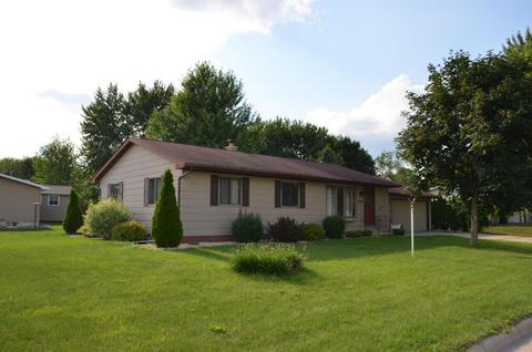 1112 Willow St, La Crescent, MN 55947 photo 1