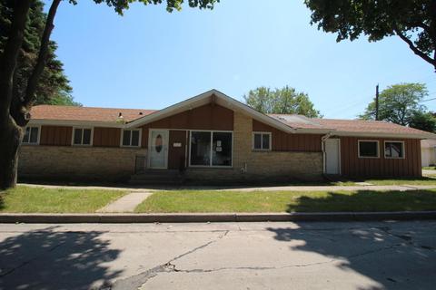 7209 W Ruby, Milwaukee, WI 53218 photo 1
