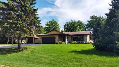 3381 Maple Dr, Hubertus, WI 53033 photo 1