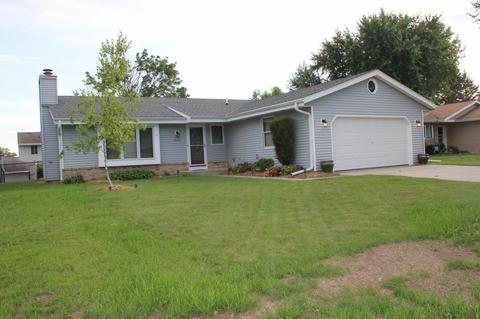n169w20249 Chateau, Jackson, WI 53037 photo 1