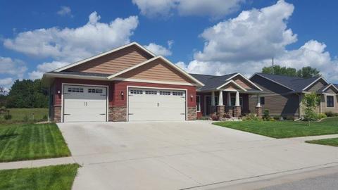 1850 Pine Rdg, Onalaska, WI 54650 photo 1