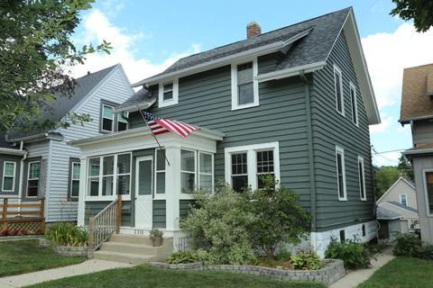 2318 E Bennett #AVE, Milwaukee, WI 53207 photo 1