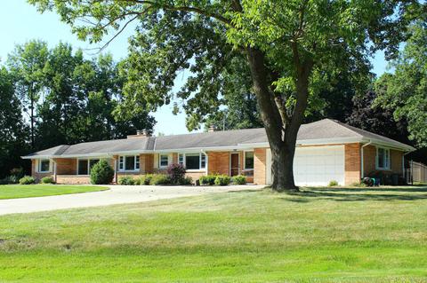 16965 Ruby Ln, Brookfield, WI 53005 photo 1