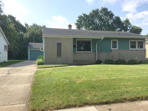 8633 W Ruby Ave, Milwaukee, WI 53225 photo 1