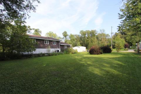 867 E Shore Dr, Hubertus, WI 53033 photo 1