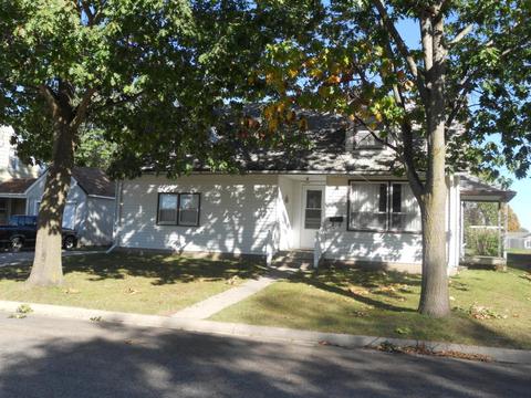 917 E Washington St, Caledonia, MN 55921 photo 1
