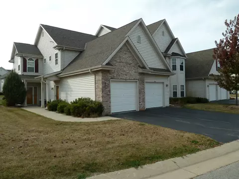 455 Cedar, Slinger, WI 53086 photo 1