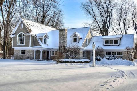 1007 E Thorne Ln, Fox Point, WI 53217 photo 1