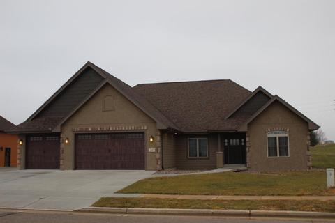 707 E Clancy St, Jefferson, WI 53549 photo 1