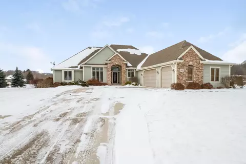 3812 Sparrow Hawk, Colgate, WI 53017 photo 1