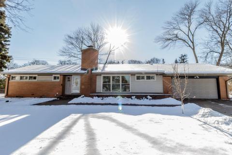 7017 N Lombardy, Fox Point, WI 53217 photo 1