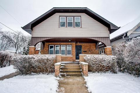 1945 E Bennett Ave, Milwaukee, WI 53207 photo 1