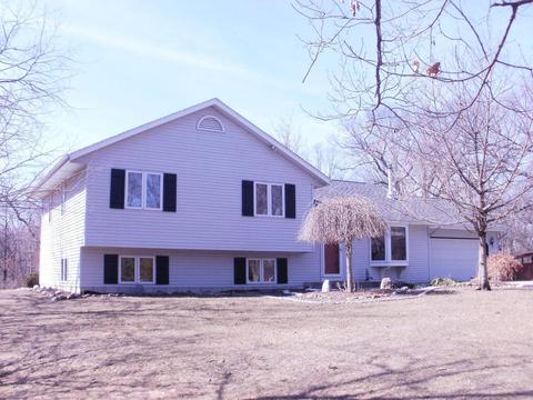 s79w35895 Timber Ct, Eagle, WI 53119 photo 1