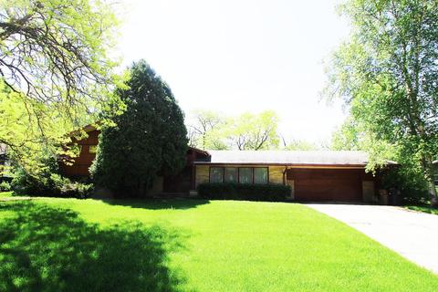 611 E Glencoe, Bayside, WI 53217 photo 1