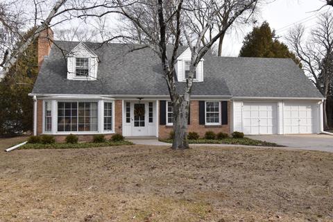 168 E Bradley Rd, Fox Point, WI 53217 photo 1