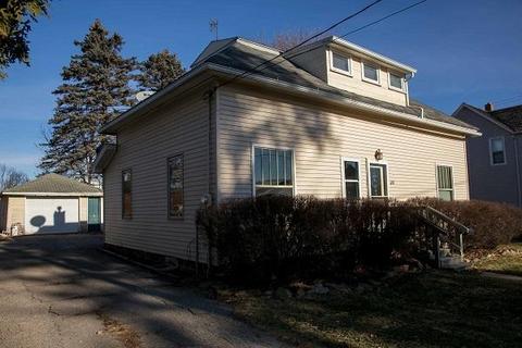 618 E Decker, Viroqua, WI 54665 photo 1