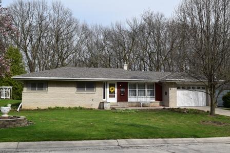 5302 Morningside, Greendale, WI 53129 photo 1