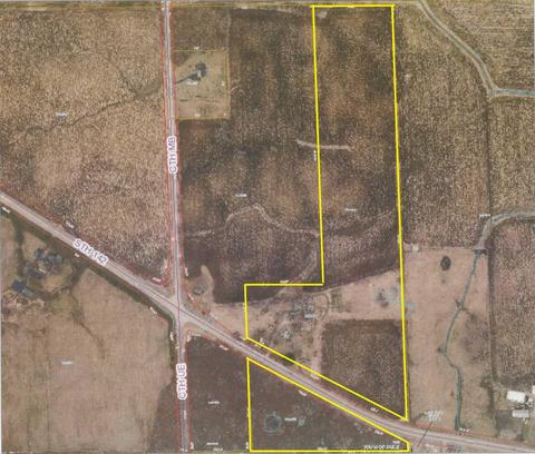 13402 Burlington, Paris, WI 53144