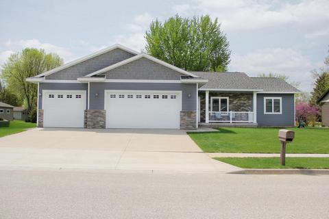 4016 Pineview St, Onalaska, WI 54650 photo 1