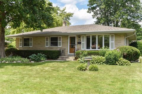 7408 Devonshire Ave, Greendale, WI 53129 photo 1