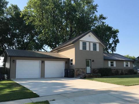 630 N Main, Fall River, WI 53932 photo 1