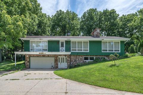 2412 Hillside, Delafield, WI 53018 photo 1