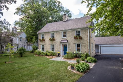 400 E Daphne, Fox Point, WI 53217 photo 1