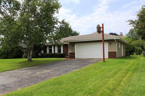 2104 Bootmaker Dr, Beloit, WI 53511 photo 1