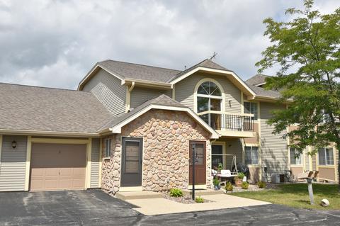 330 E Washington #6, Slinger, WI 53086 photo 1