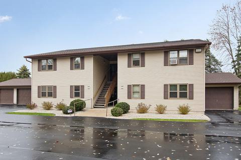 910 E Cedar #602, Manitowoc, WI 54220 photo 1
