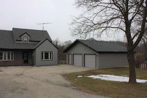 5674 County Highway D, Wayne, WI 53090 photo 1