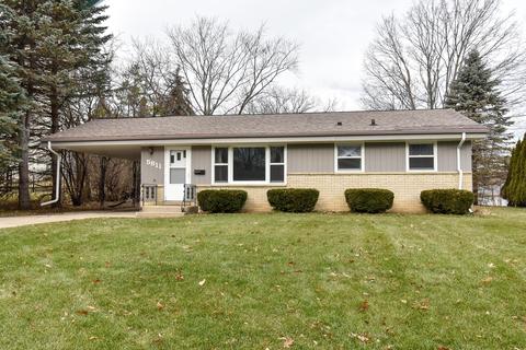 5811 Euston, Greendale, WI 53129 photo 1