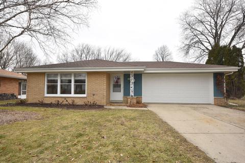 5366 Lynn, Greendale, WI 53129 photo 1