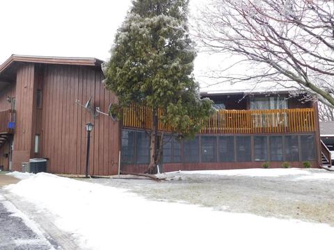 724 Phoenix #B5, Delavan, WI 53115 photo 1