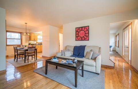 5749 Eldon, Greendale, WI 53129 photo 1