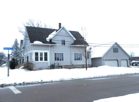 806 E Madison St, Waterloo, WI 53594 photo 1