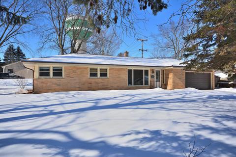 5777 Euston St, Greendale, WI 53129 photo 1